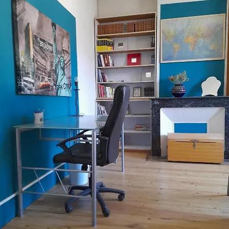 Maison De Village Avec Cour Interieure Et Terrasse *