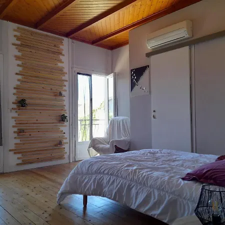 Maison De Village Avec Cour Interieure Et Terrasse * Septfonds